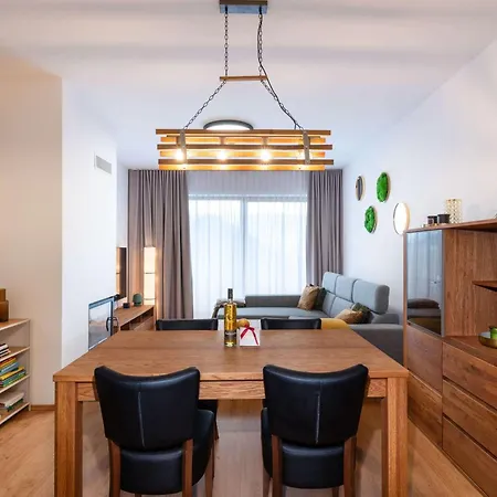 Apartmanica 511 アパート