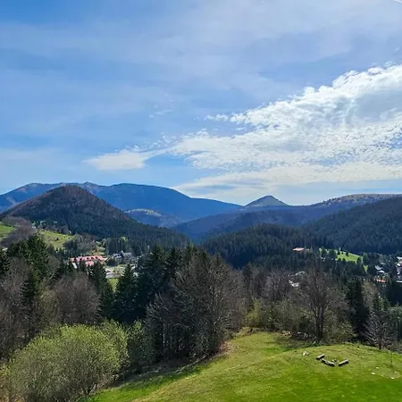 Apartmanica 511 アパート ドノヴァリ